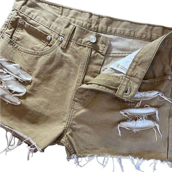 Levi’s 508 cut off distressed ripped denim jean shorts tan size 32 - Picture 4 of 15